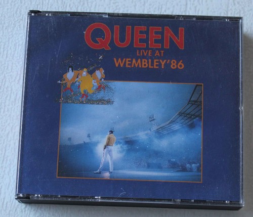 Queen live wembley - live,
