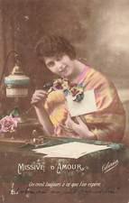 CP MISSIVE D'AMOUR FEMME AVEC PENSEES LETTRE PETITE LAMPE