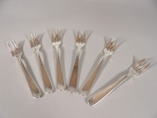 Ensemble de 6 Fourchettes à Dessert en Métal Argenté - CHRISTOFLE France