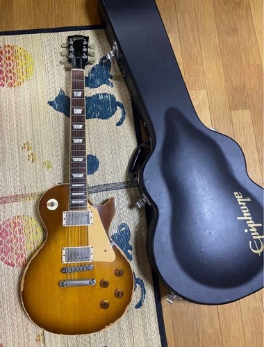 Tom holes equipped gibson - tom,