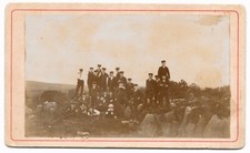 Photo CDV Groupe de jeunes garcons marins avec vareuse et casquette circa 1890
