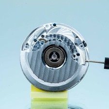 SUPERBE MOUVEMENT NEUF ETA 2894  Finition Élaborée