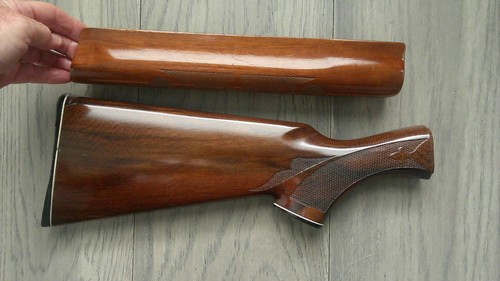 Remington 1100 wood checkered - wood,