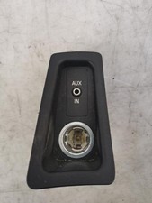 Prise port USB BMW SERIE 1 E81