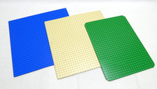 LEGO LOT 3 PLAQUES DE BASE 25 CM X 25 CM COULEUR VERTE BLEU BEIGE OFFICIELLE