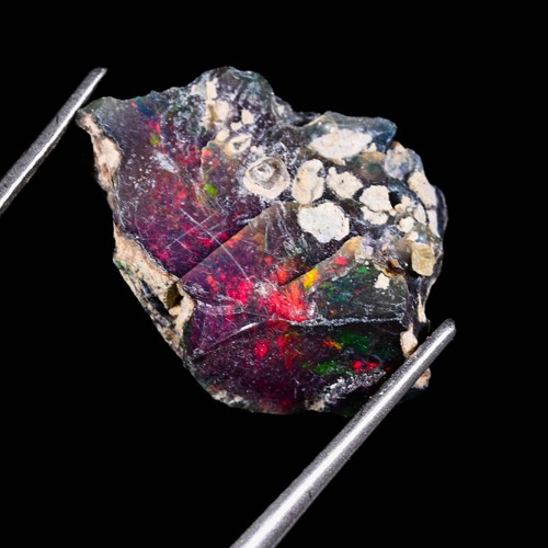 Black opal rough - ,