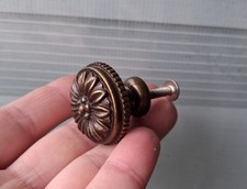 PETITE POIGNÉE bouton, en métal blanc, D=3 cm de meubles  N°119D