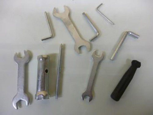 Outillage pour moto enfant - outillage,
