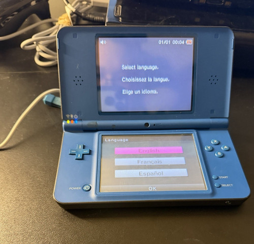 Nintendo dsi blue handheld - dsi, xl