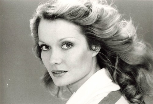 Mimi coutelier photo - mimi,