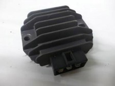 Régulateur redresseur de