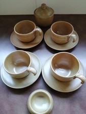 Service À Café Grès Village