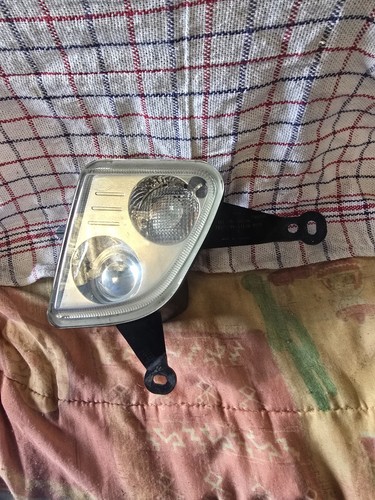 Vends feu clignotant gauche - clignotant,