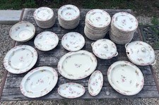 Service de table 71 pièces Bernardaud Limoges vintage 1960