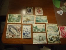 lot de 12 timbres