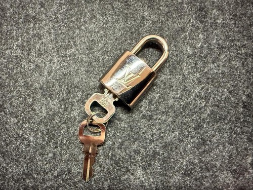 Lot cadenas louis - lot,