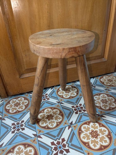Ancien tabouret trépied - , de