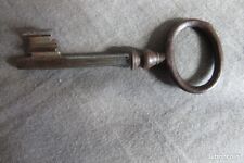 Ancienne Clé D'armoire MA11