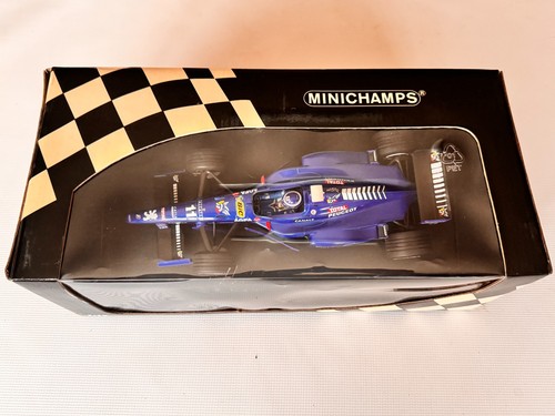 Prost ap01 olivier panis - f1,