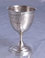 RAVINET DENFERT - JOLI COQUETIER SUR PIED AUX RINCEAUX - ARGENT MASSIF MINERVE