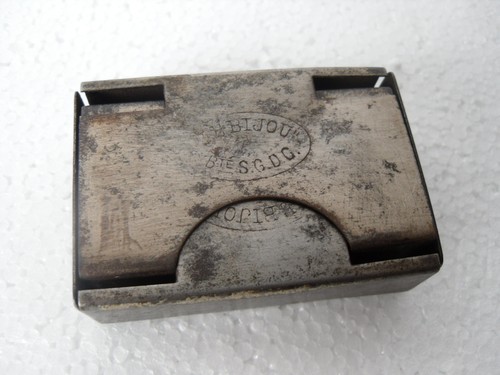 Ancienne chaufferette a - ancienne,