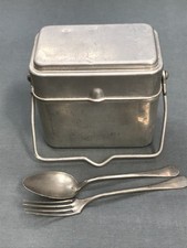 Gamelle modèle 1935, datée