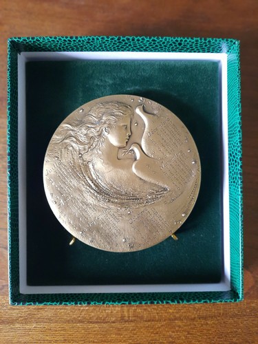 Très belle médaille