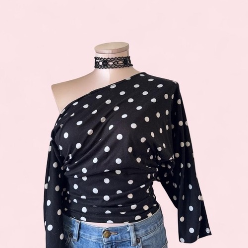 Polka dot ruched one-shoulder