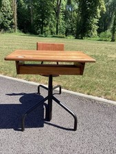 Bureau d’écolier - pupitre