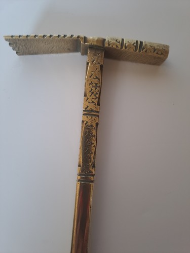 Marteau sucre bronze - À,