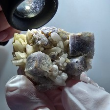 Rare cube de fluorite