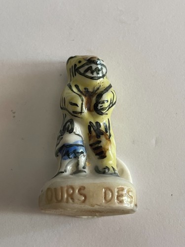 Fève ours des - -,