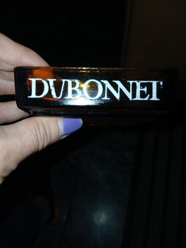 Dubonnet cendrier traditionnel