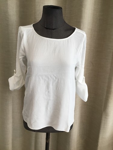 Très belle blouse blanche - très,