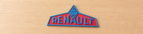 Emblème tracteur renault d16 - emblème,