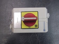 Sectionneur triphasé 12 A