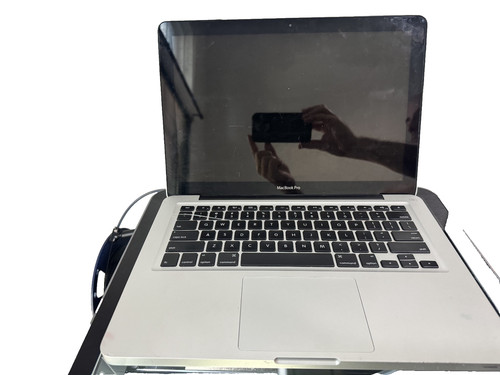 Apple macbook pro - macbook, late