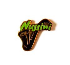 RNT 10/ pin's Nussini saxophone  instrument de musique