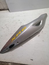 Carénage arrière droit