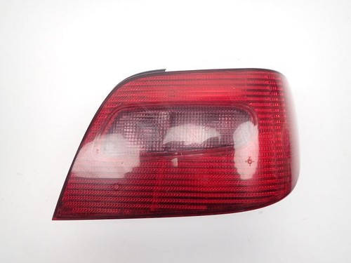 Feu arriere droit 6351p0 - arriere,