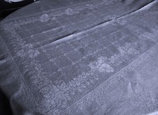 Nappe damassé en pur fil de lin ancien teinté gris mauve/Feuillage/Fleur 154/227