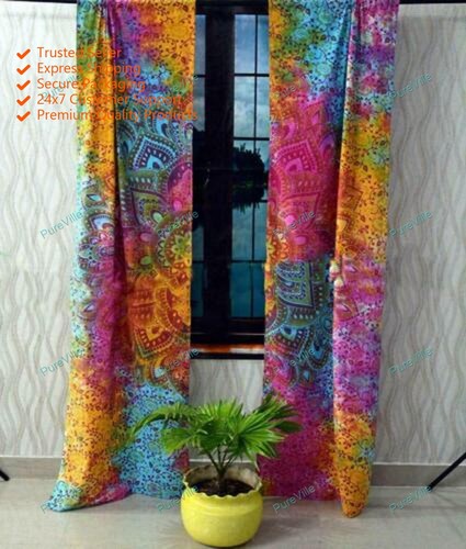 Rideau décoratif maison