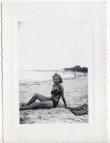 Portrait jeune femme - , en