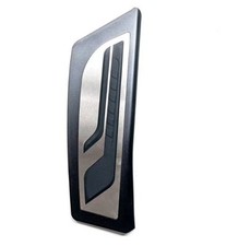 BMW 2 G42 Foot Rest en acier