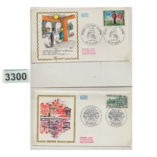 3300 TIMBRES 64 ENVELOPPES 1er JOUR FRANCE 15 janv-7 décembre 1985 dans classeur