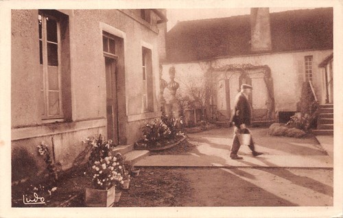 Fains les moutier eglise - les,