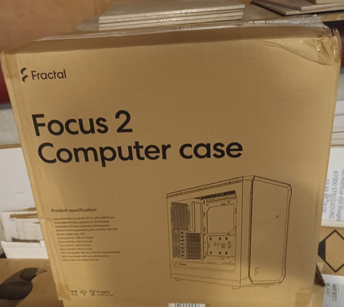 Fractal design focus rgb tg - fractal,