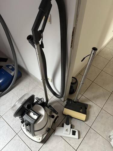 Aspirateur delphin ds8 - aspirateur,