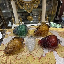 5 anciennes grappes de raisins en verre moulé coloré a suspendre deco vin