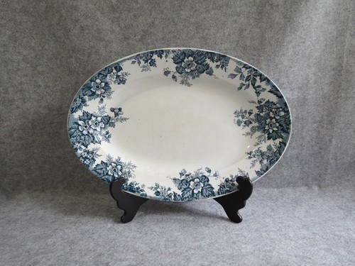 Plat ovale faïencerie - plat,